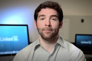 LinkedIn CEO'su &ccedil;alışanlarına 14 milyon dolar dağıtacak
