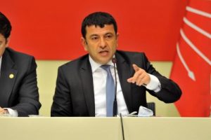 Ağbaba: Cumhurbaşkanı mahkemeleri ve vatandaşları anarşizme &ccedil;ağırıyor