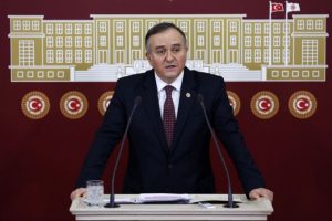 MHP'li Ak&ccedil;ay: Bakan değil de sanki taşeron bir m&uuml;teahhit hesap yapıyor