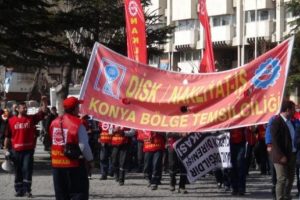 Konya'dan Renault iş&ccedil;ilerine destek!