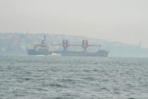 Rus gemisi İstanbul Boğazı'ndan ge&ccedil;ti