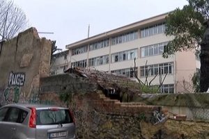 İstanbul'da faciadan d&ouml;n&uuml;ld&uuml;