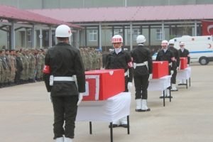 Şehit askerler memleketlerine uğurlandı