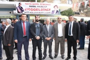 Meral Akşener'e "genel başkanım" deyince...