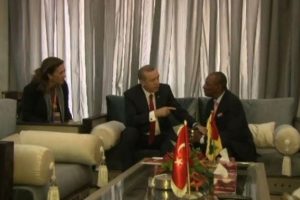 T&uuml;rkiye ile Gine arasında 9 anlaşma imzalandı
