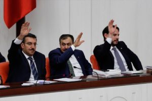 3 bakanlığın daha b&uuml;t&ccedil;esi kabul edildi