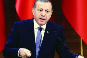 Erdoğan, UEFA'yı 'Niye Galatasaray'a ceza veriyorsunuz' diyerek uyardı