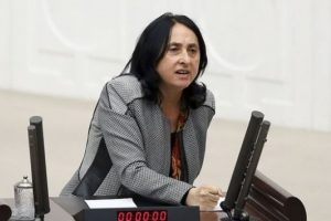 Yaralı PKK'lı ter&ouml;rist Nergis Okan'ı HDP'li vekil Nursel Aydoğan 'tedavi ettirdi' iddiası