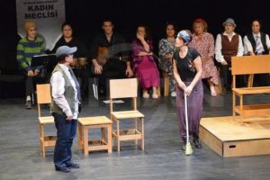 "Anam, bacım, avradım" adlı oyun Bilecik'te sahnelendi 