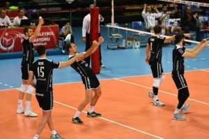 Halkbank'tan b&uuml;y&uuml;k başarı!