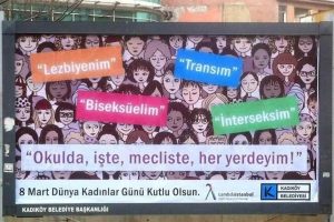 Kadık&ouml;y Belediyesi'nden homofobik kampanyaya yanıt