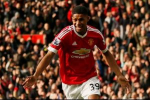 Manchester United'ın gen&ccedil; yıldızına milli s&uuml;rpriz!