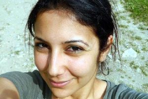 Anne ve babasını nasıl &ouml;ld&uuml;rd&uuml;ğ&uuml;n&uuml; ağlayarak anlattı