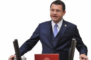 Milletvekili Parsak: Diyenet hac organizasyonundan kar ediyor mu?