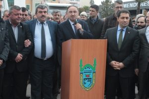 Bursa Mustafakemalpaşa'dan Bayırbucak'a 3 TIR yardım