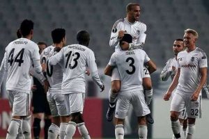Beşiktaş 12 g&uuml;nde 4 kritik ma&ccedil;a &ccedil;ıkacak