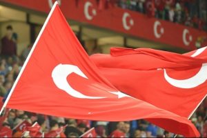 TFF, ligin son haftasını 15 Mayıs'a &ccedil;ekmeye hazırlanıyor