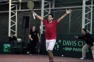 Davis Cup'ta T&uuml;rkiye, Burgaristan'a 2-0'lık &uuml;st&uuml;nl&uuml;k sağladı