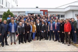 "Herkes elini taşın altına koyacak"