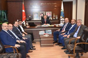 Torun: "B&uuml;t&uuml;n &ccedil;abalarımız Mustafakemalpaşa i&ccedil;in"