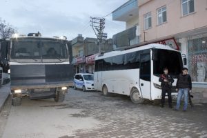 Arazi kavgasında silahlar konuştu: 4 yaralı
