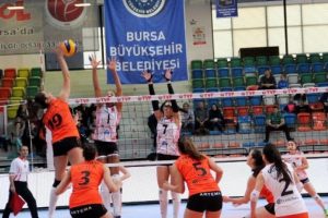 Bursa B&uuml;y&uuml;kşehir Belediyespor mağlup oldu