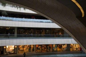 Alışveriş merkezlerine indirim s&uuml;resini belirtme şartı geliyor