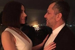 G&uuml;lşen nişan y&uuml;z&uuml;ğ&uuml;n&uuml; taktı!