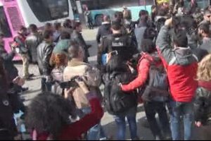 Kadık&ouml;y'de polis m&uuml;dahalesi