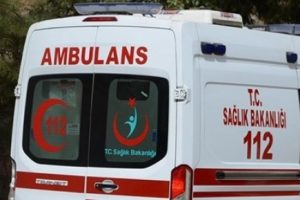 &Ouml;len eşinin mezarından d&ouml;nerken kazada &ouml;ld&uuml;