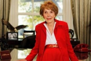 ABD'nin eski "First Lady"si Nancy Reagan hayatını kaybetti