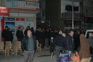 Şehidin baba evine ateş d&uuml;şt&uuml;