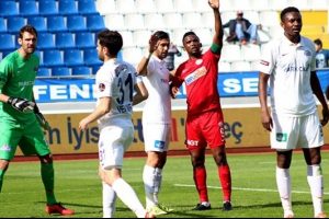 Kasımpaşa evinde Antalyaspor'u 2-1 mağlup etti