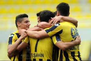 Bucaspor piyangoyu g&ouml;z&uuml;nden vurdu!