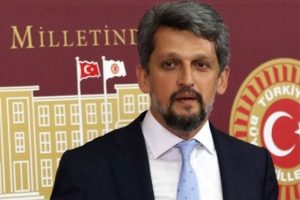 HDP'li vekil i&ccedil;in ibadet arası