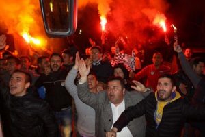 Manisaspor şampiyon gibi karşılandı