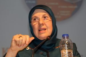 Ramazanoğlu: Ter&ouml;r &ouml;rg&uuml;t&uuml; kadınları hedef alıyor
