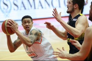 Banvit'ten Fenerbah&ccedil;e'ye darbe!