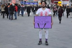 Tecav&uuml;ze, tacize 8 dilde 'dur' dedi