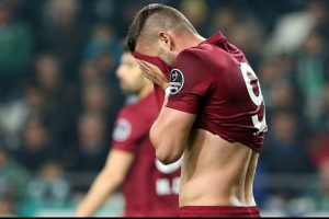 Trabzonspor'un rakipleri ateş hatında