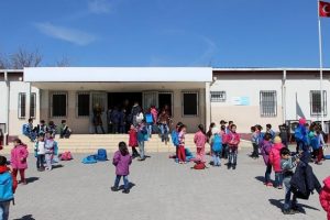 SETA'dan Suriyeli &ouml;ğrenciler i&ccedil;in telafi &ouml;nerisi