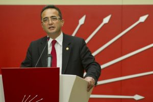 B&uuml;lent Tezcan'dan Cumhurbaşkanı, Başbakan ve Bakanlar hakkında su&ccedil; duyurusu