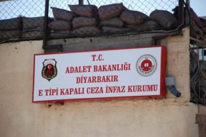 Diyarbakır'da bir firar girişimi daha iddiası