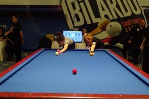 Kadın bilardocu ve hakemlerin D&uuml;nya Kadınlar G&uuml;n&uuml; t&ouml;renle kutlandı