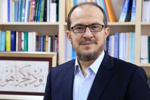 Dekan Okudan'dan 'cinsel ilişki sırasında şeyhinizi d&uuml;ş&uuml;n&uuml;n' s&ouml;zlerine a&ccedil;ıklama