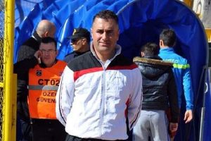 Tokatspor B&uuml;lent Akan'la yolunu ayırdı