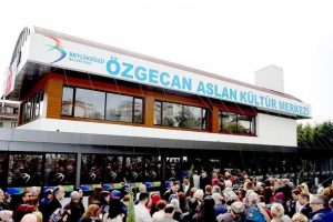 '&Ouml;zgecan Aslan K&uuml;lt&uuml;r Merkezi' a&ccedil;ıldı