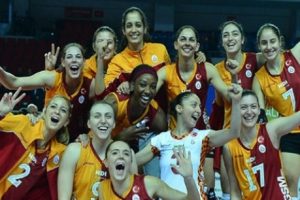 Cimbom Avrupa'da finale g&ouml;z kırptı