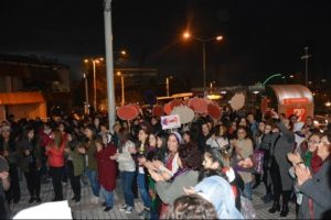 Bursa'da kadın cinayetlerini protesto etmek i&ccedil;in y&uuml;r&uuml;d&uuml;ler