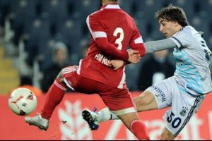 Markovic 3 hafta daha sahalara d&ouml;nemeyecek